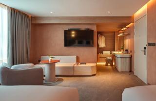 Muang Phol Hotel Bangkok Siam - Newly Renovated - 3