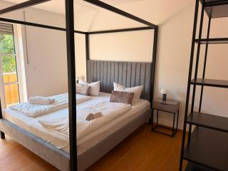 Herzerl Chalets - 0