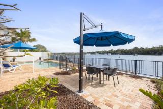 Breathtaking River Views on Noosa Parade - 3
