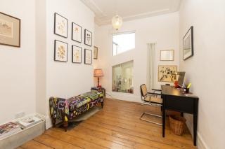 Stylish 3BDR 2BA House with Garden in East Dulwich - 1