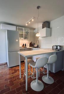 KORONSOVAC House with 4 Apartments - 3
