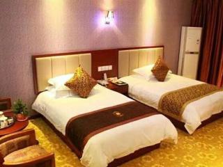 Super 8 Hotel Shiyan Beijing Middle Road - 1