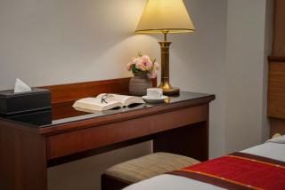 Regal Hotel & Spa - 3