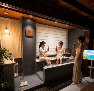 Busan 1 Stop from Seomyeon 1 Minute Walk from Jeonpo Station 97 Square Meter Private Stay 4 Queen Beds 2 Bathrooms - 0