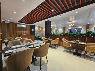 Hotel Vrinda - 5