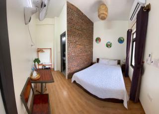 Corner Street Homestay - 0
