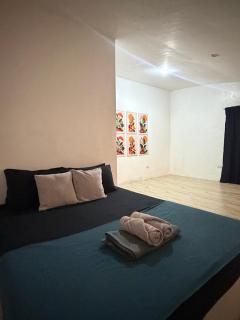 Mactan Airport Cozy Family Loft Condo by A&C - 3