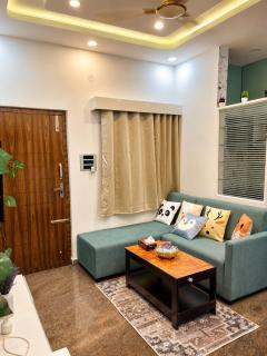 Couple Friendly Luxury 1BHK with Lift and Fast Wifi - 0