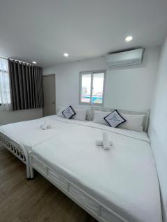Lunaria Hotel - Khách Sạn Ánh Trăng - 3