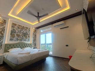 Hotel J VIN PALACE - 2
