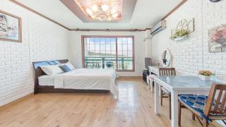 Ganghwa Ara Pension - 9