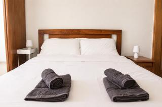 Swieqi bright maisonette - 5min drive to St Julians - 9