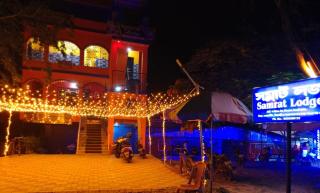 Samrat lodge - 4
