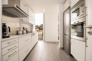 Top floor apartment in city center by Morna Homes - 8