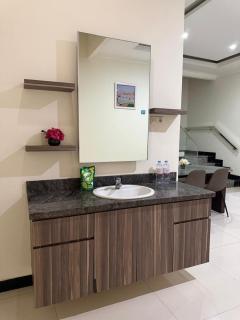 Rumah Cluster Florence Pakuwon City - 3