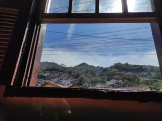 Casa perto de tudo, pra você ter ótima experiência. Bora Conhecer Ouro Preto.... - 9