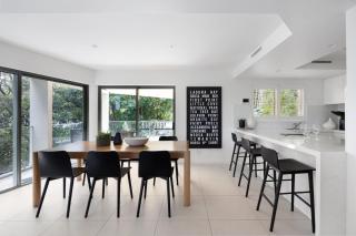 Hastings Park: Elegant Noosa Gem by the Beach - 5
