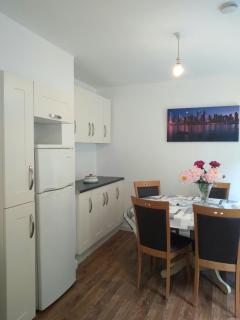 Lovely 3 bedroom house in Westport great location - 7