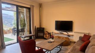 2BR Faraya Chalet U2 Garden, Chimney & Power - 5