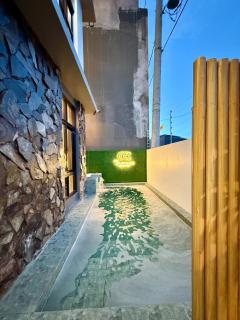 Bulacan Private Resort with Heated Pool and Jacuzzi - The Cavins Cabin - 2