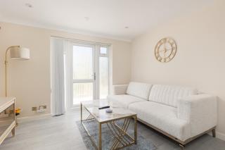 Stylish 1-Bedroom Apartment in Lewisham - 0
