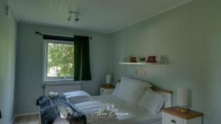 The Yellow Aurora House - 1