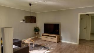 The Yellow Aurora House - 7