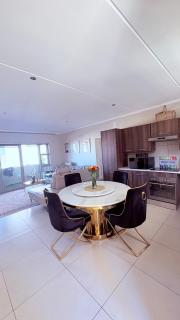 Private En-Suite Room with Shared Lounge & Kitchen - 4