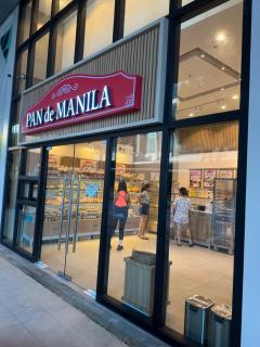 Two Spacious Bedroom plus Single Bedroom Apartment in Mactan Newtown Cebu - 1
