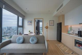 1-Bedroom Apartment with a Private Balcony and Sea View - 3