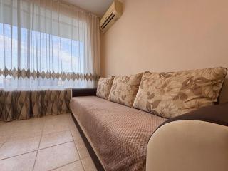Emilia Sunny Gardens - Cozy Seaside Pool Apt - 2