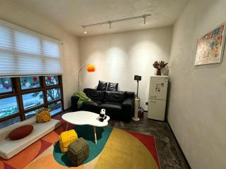 Under The Tree Café & Homestay - 4