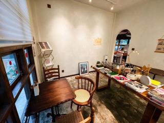 Under The Tree Café & Homestay - 3