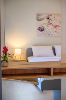 Serenity Beachfront Residence - 5