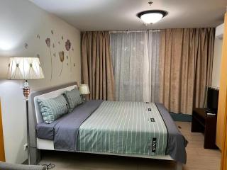 Easyworld One Uptown Residence BGC - 4