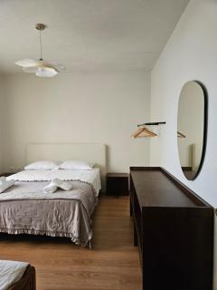 Tali's Apartment - Lakefront - 4