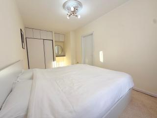 Modern 2BR apartment next to Dept Store - 3