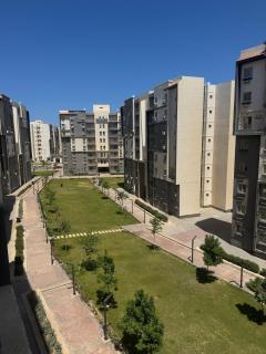 The Alamein Signature, Luxury 3BR Residence Near U-Arena - 0