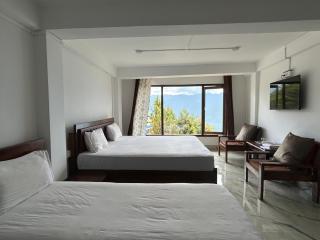 Tsewangs Bed & Breakfast Homestay - 1