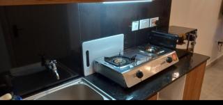 Premium 1BR Rooftop Views Fast Wi-Fi - 2