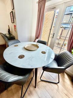 City Centre 1 Bed Cozy Apartment Sleeps 4 next to River Cambs & Cambridge University - 4