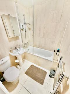Vibrant City Centre 1 Bed Apartment Sleeps 3 - Close to Cambridge University & Attractions - 5