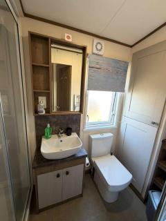Beach Side Sleeps 8 Pendine Sands Escape - 1