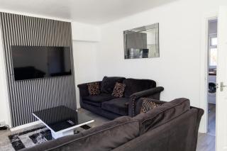 Homely - 8
