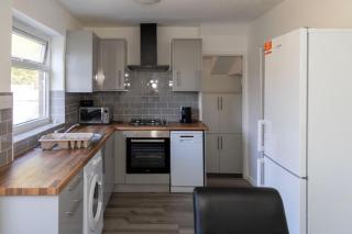 Homely - 6