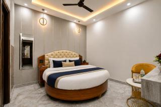 Hotel Royal Grand Near Chandigarh Railway Station - 1