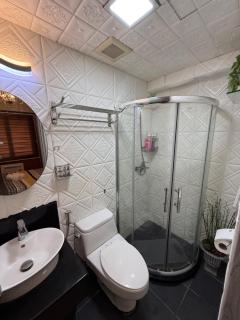 Cozy Staycation at Sarasota Residential Resort near NAIA Airport - 2