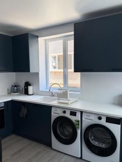 Sì Homes, Cozy Apartment, Covered Parking, Fast Wi-Fi - 3