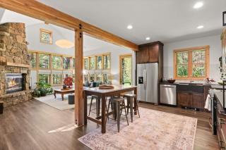 RMR: Moose Creek 28 Townhome in Teton Village - 0