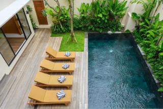 Sanur Pool Villa Garden & Family - 8